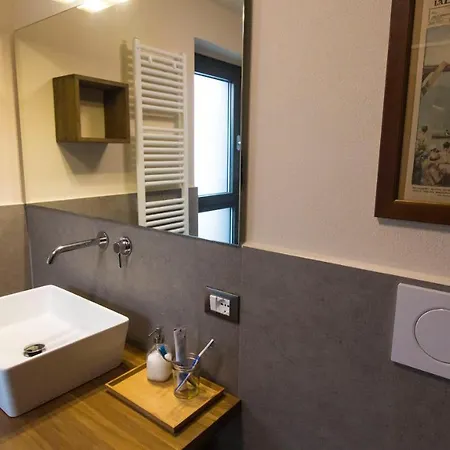 Thelakehouse Glamour Design Bed & Breakfast