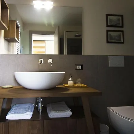 Thelakehouse Glamour Design * Carate Urio